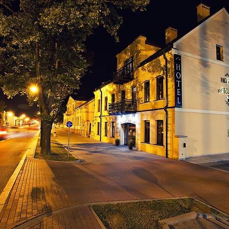 Hotel Akvilon Suwałki Екстериор снимка